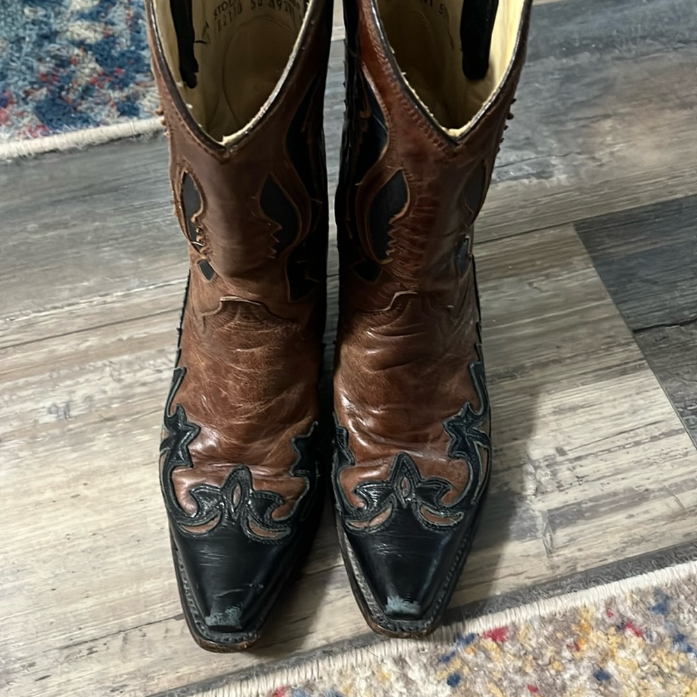Corral ladies cowboy boots